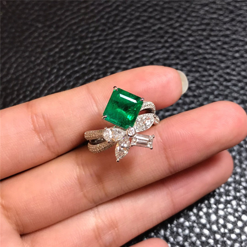 白18K金祖母绿戒指2.92ct