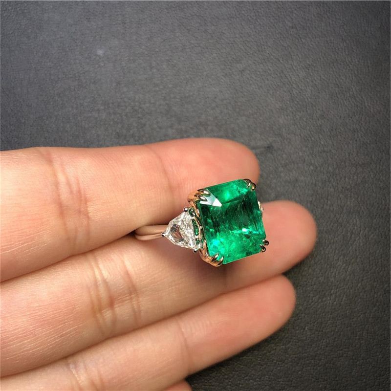 白18K金祖母绿戒指5.23ct