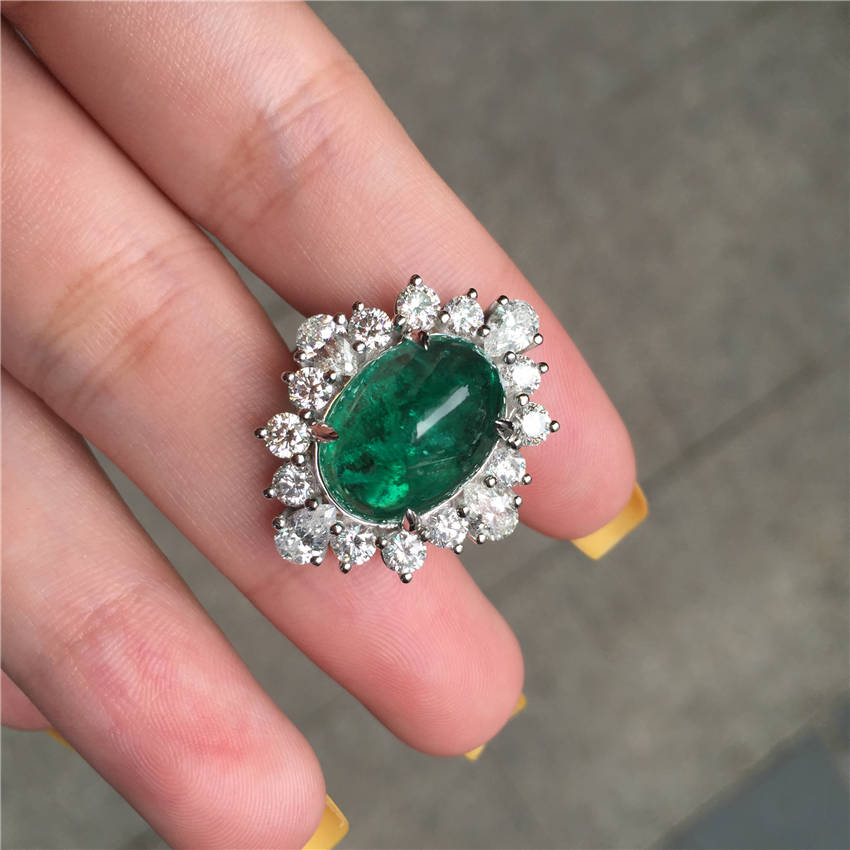 白18K金祖母绿钻戒7.69ct