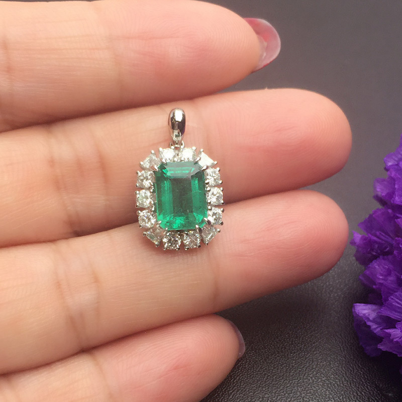 白18K金祖母绿钻坠2.192ct