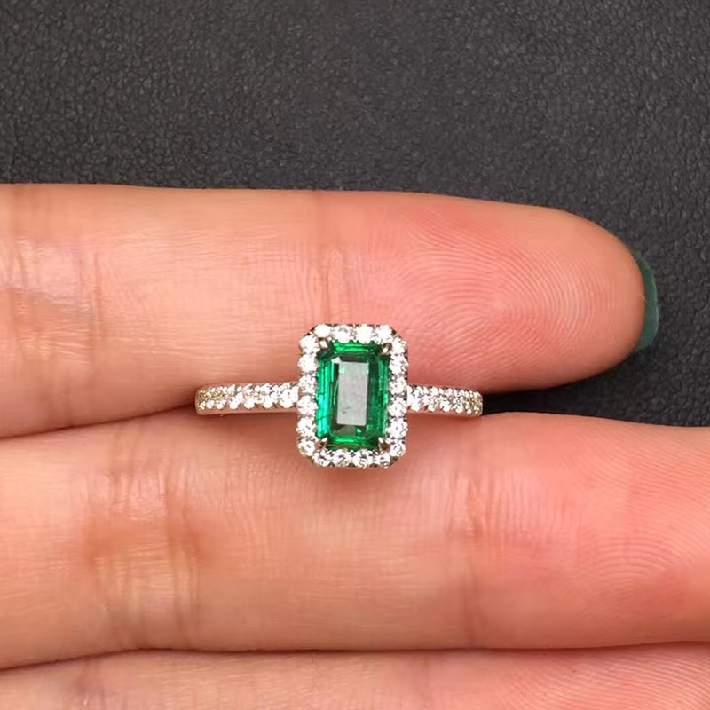 白18K金祖母绿钻戒0.525ct