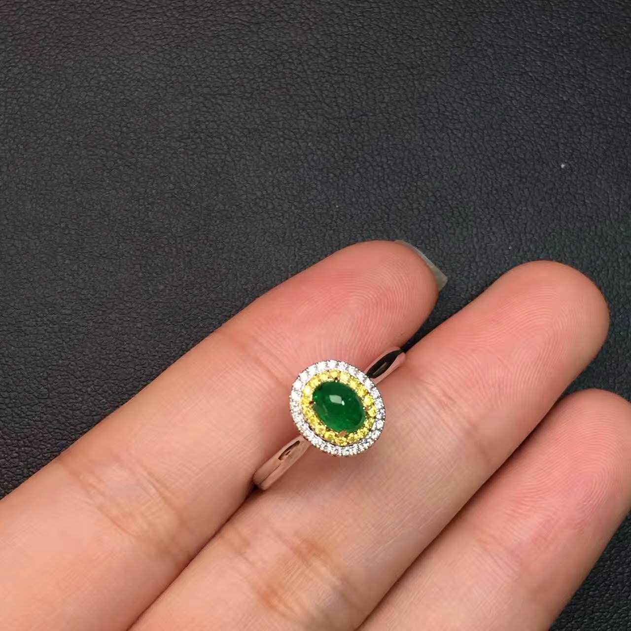 白18K金祖母绿黄钻钻戒0.497ct