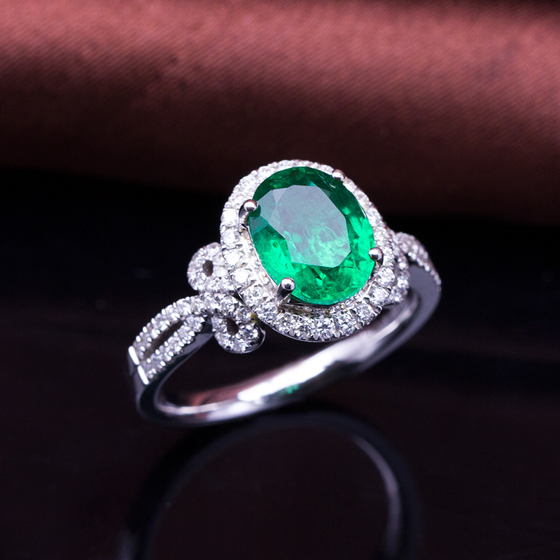 白18K金祖母绿钻戒1.79ct