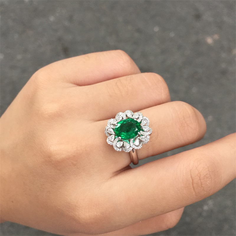 白18K金祖母绿钻戒1.42ct