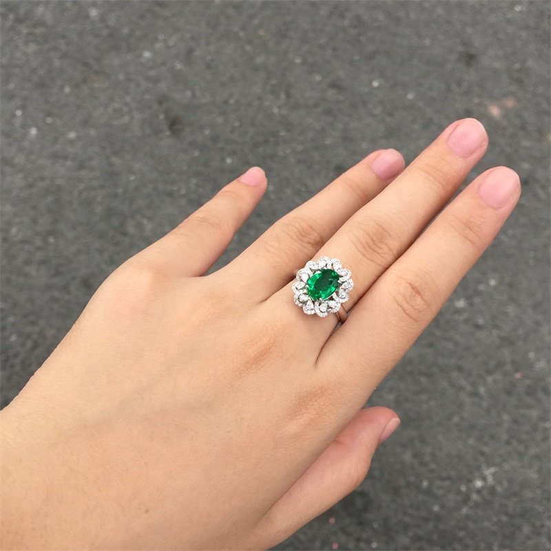 白18K金祖母绿钻戒1.42ct