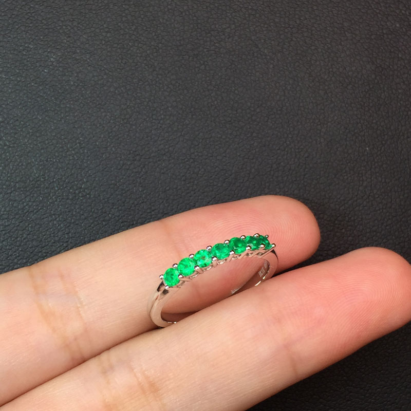 白18K金祖母绿钻戒0.343ct/7p