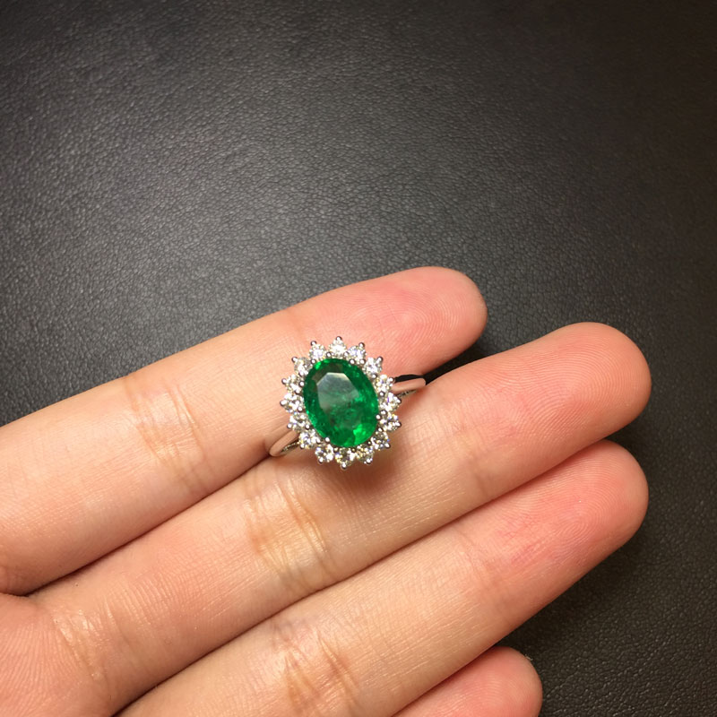 白18K金祖母绿钻戒1.2ct