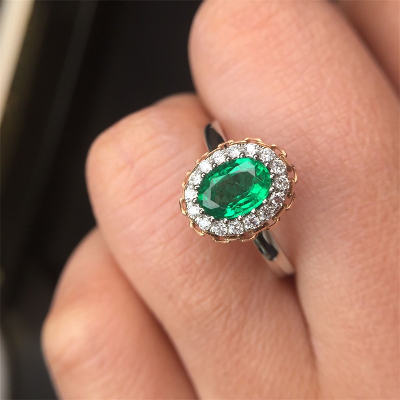 白18K金祖母绿钻戒0.67ct