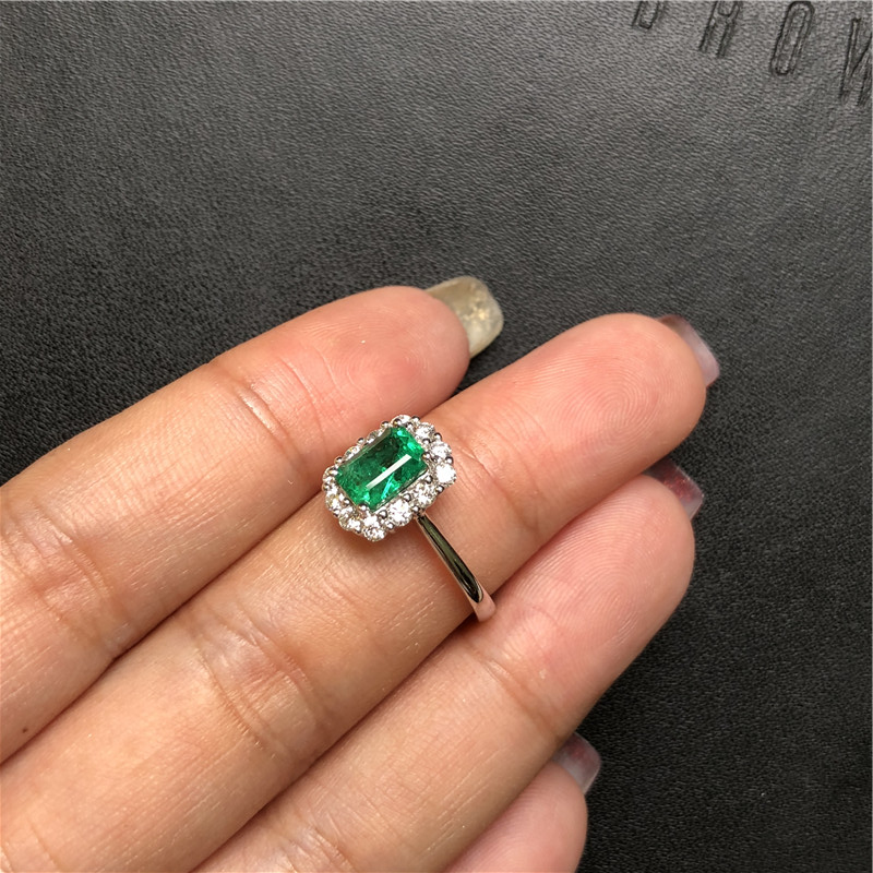 白18金祖母绿钻戒1.13ct
