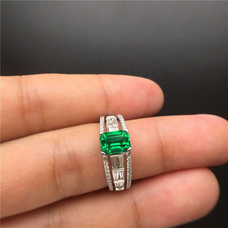 白18K金祖母绿钻戒1.15ct