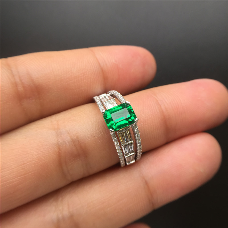 白18K金祖母绿钻戒1.15ct