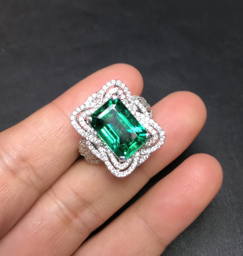 白18k赞比亚祖母绿戒指5.08ct