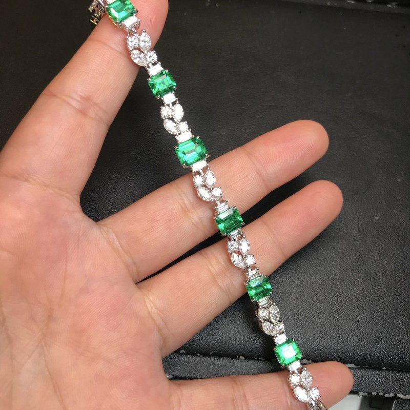 白18K金哥伦比亚祖母绿手链 8.48ct