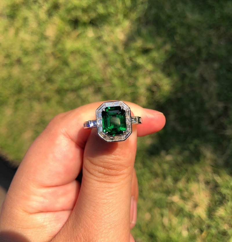 白18K金祖母绿戒指2.48ct