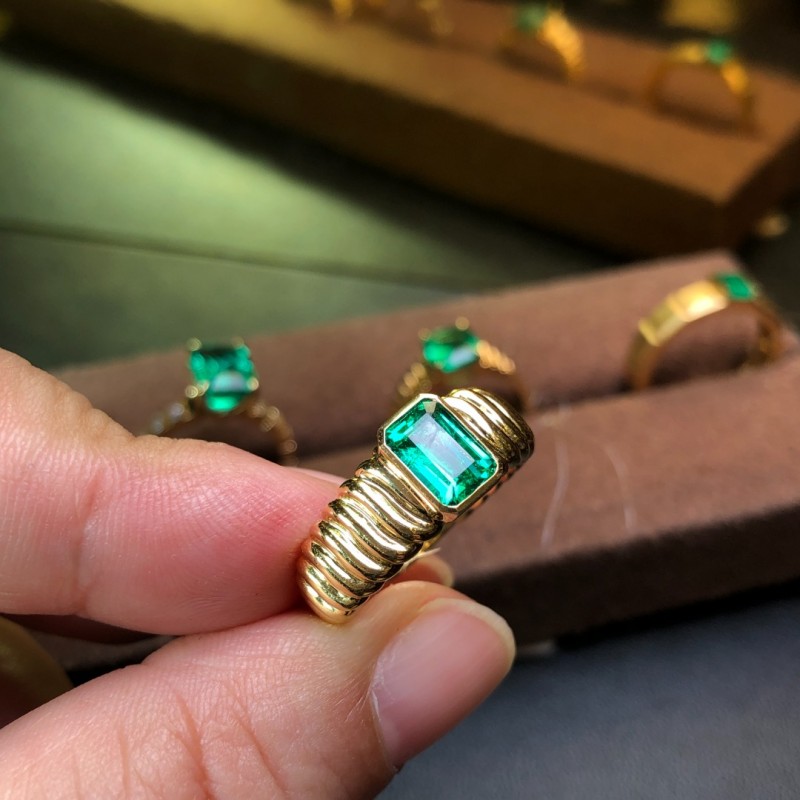 黄18K金赞比亚祖母绿戒指1.03ct