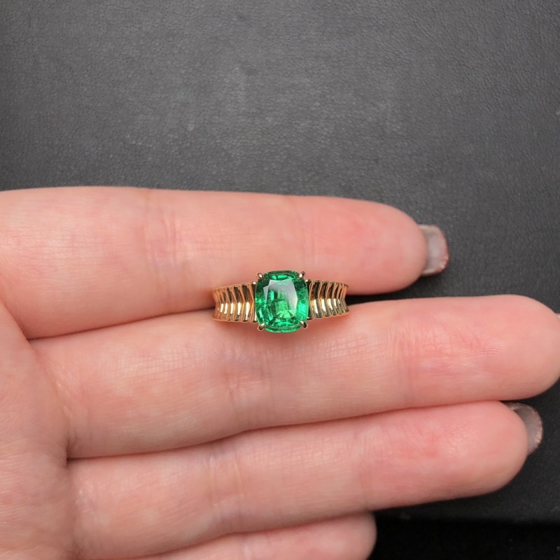 黄18K金祖母绿戒指1.268ct