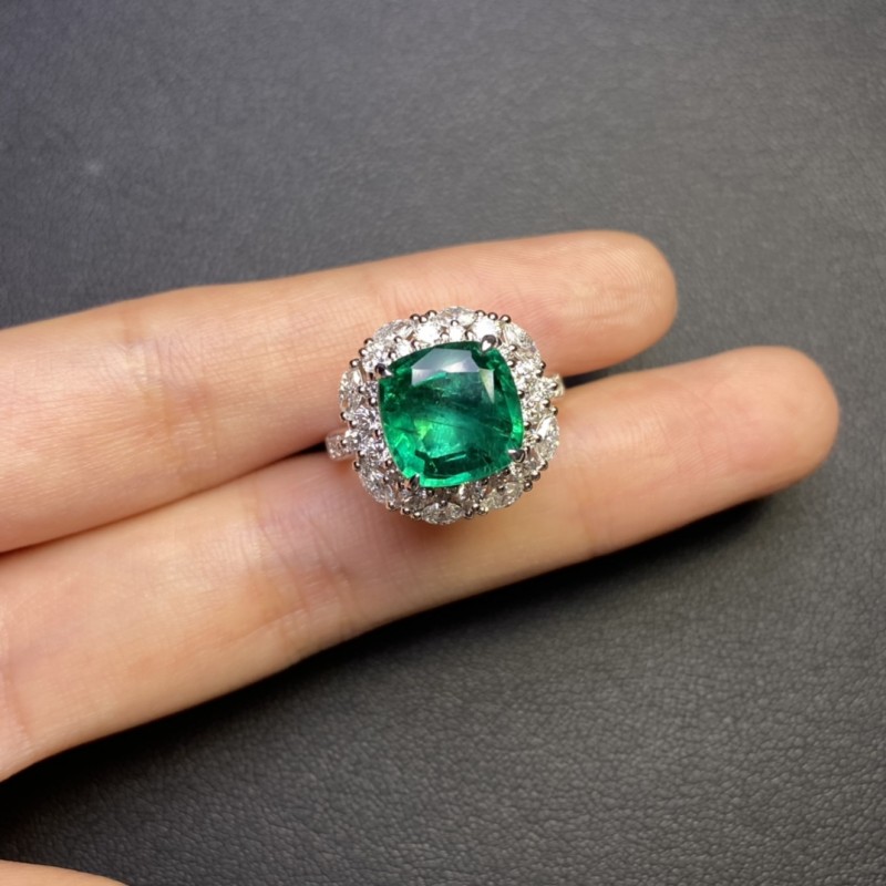 白18K金祖母绿戒指3.53ct