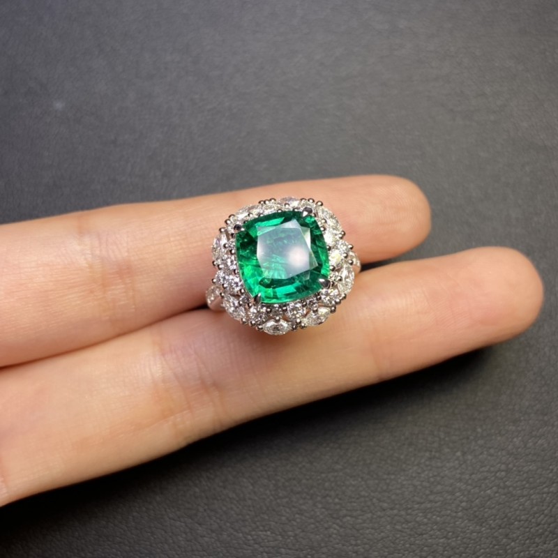 白18K金祖母绿戒指3.53ct