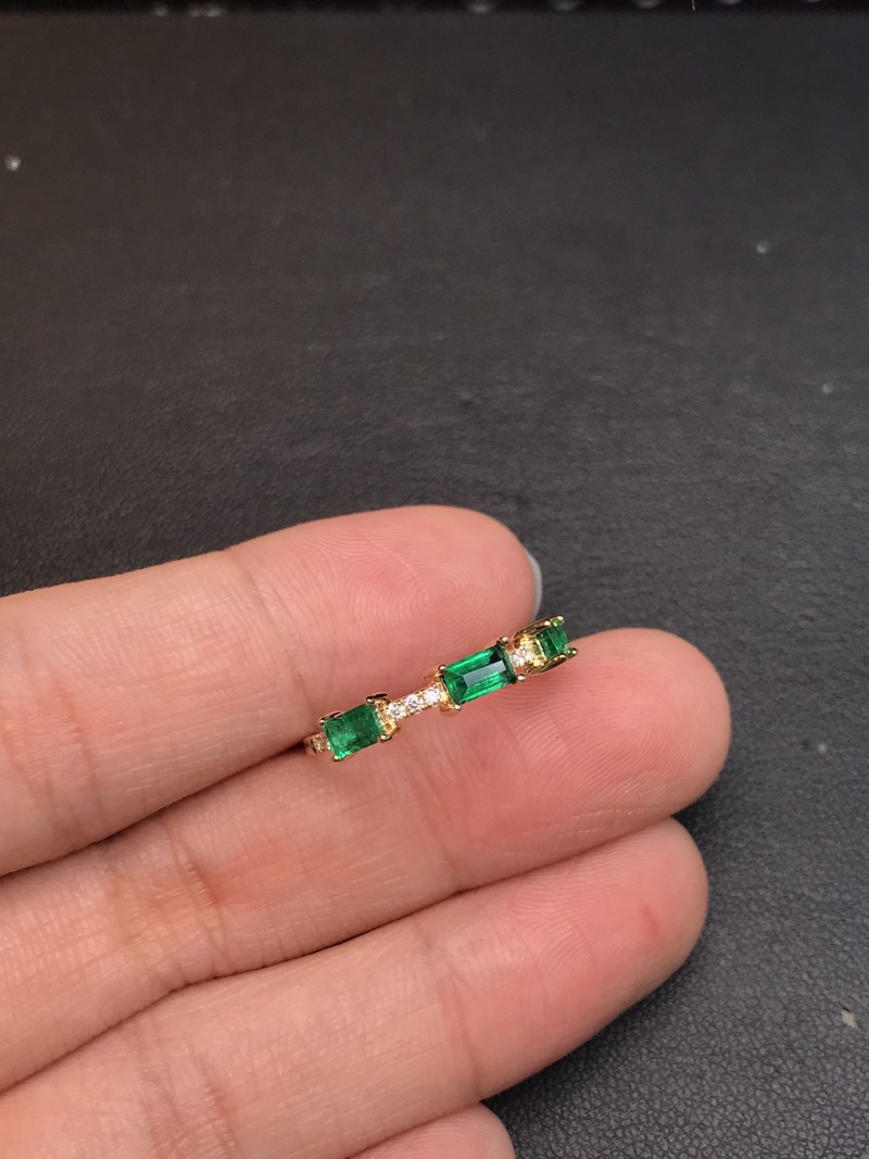阿富汗黄18K金祖母绿戒指0.693ct