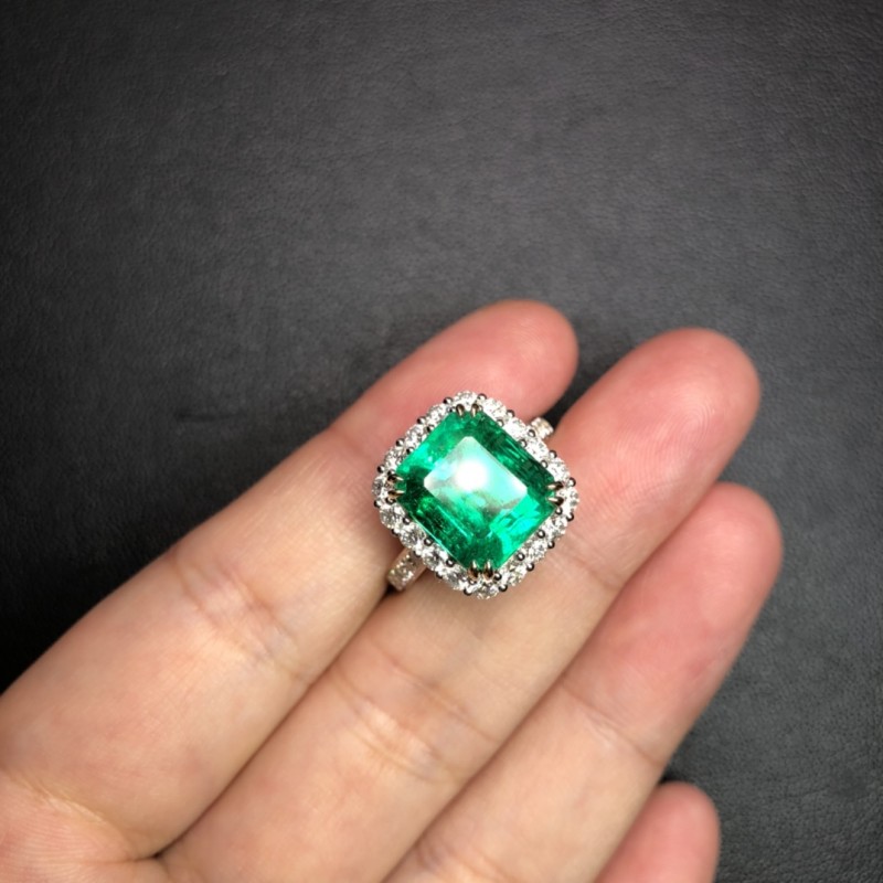 哥伦比亚祖母绿戒指   Muzo矿4.824ct