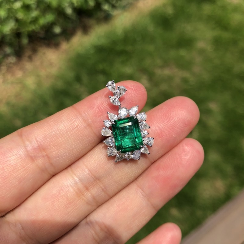赞比亚祖母吊坠2.98CT