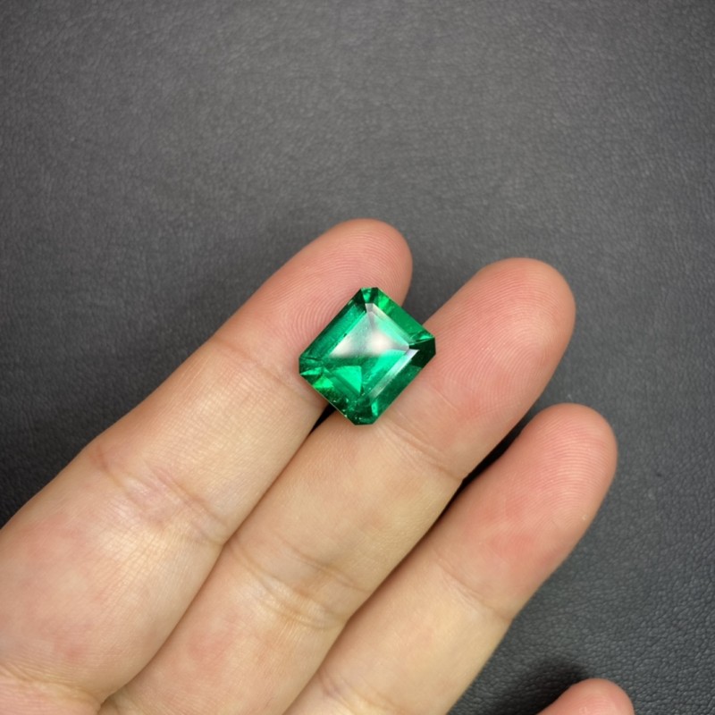 哥伦比亚祖母绿裸石 5.73ct