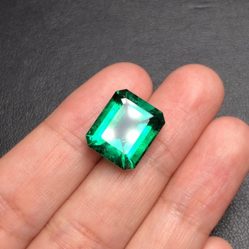 哥伦比亚祖母绿裸石 8.34ct