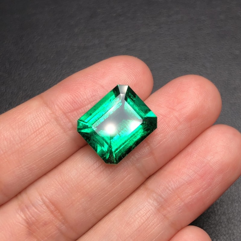 哥伦比亚祖母绿裸石 8.34ct
